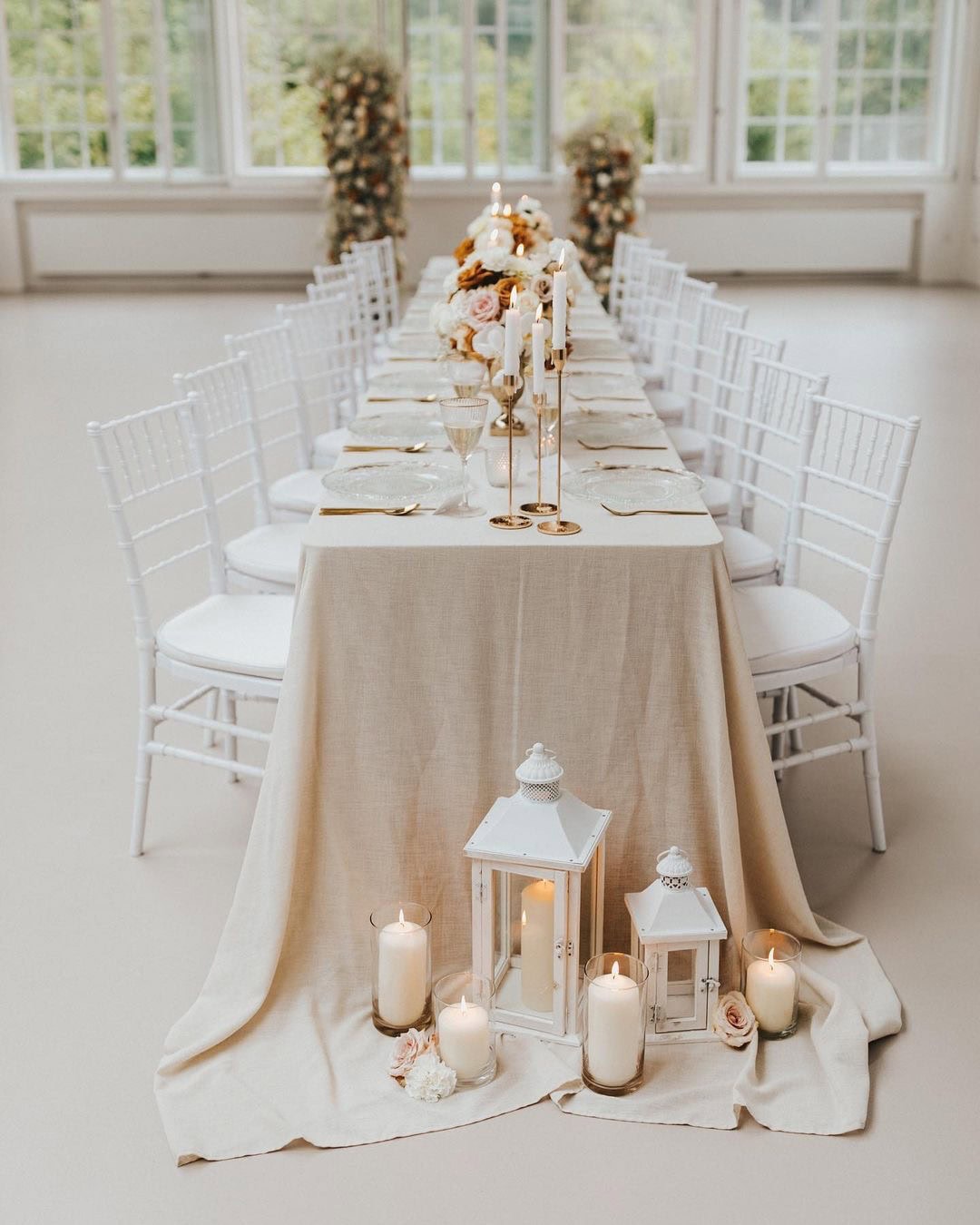 Modern wedding tablescape