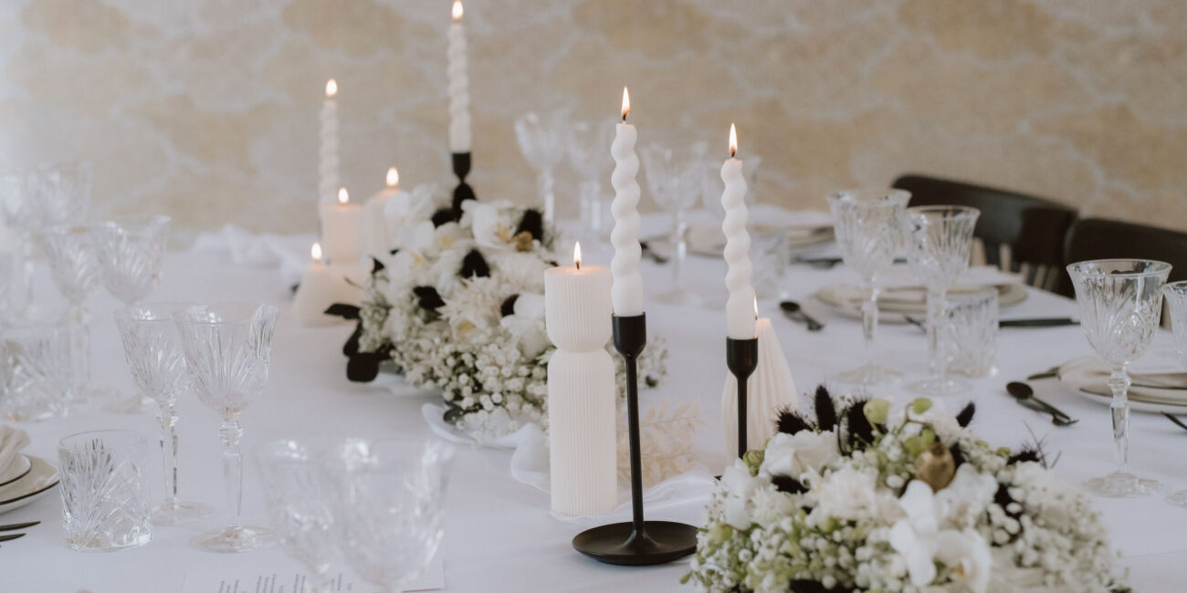 Hochzeitstafel weiß